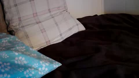 toocloudy online show from April 17, 2:47 am