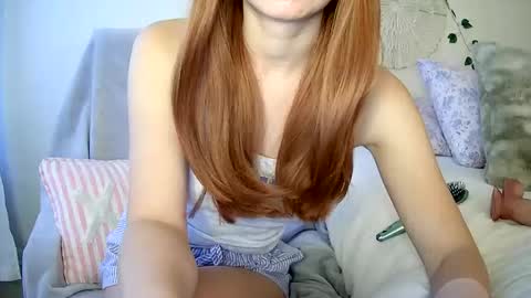 Isabel online show from April 2, 2:02 pm