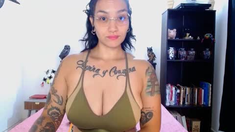 toothyy online show from March 10, 8:23 pm