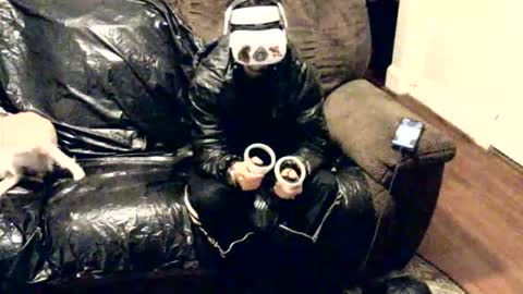 Snapshot of topdogintraining93 chatting on October 17, 3:43 am SagMeOreduceMe online show from October 17, 3:43 am