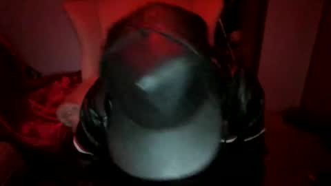 Snapshot of topdogintraining93 chatting on October 15, 9:21 am SagMeOreduceMe online show from October 15, 9:21 am