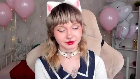 Tori online show from April 2, 12:07 am