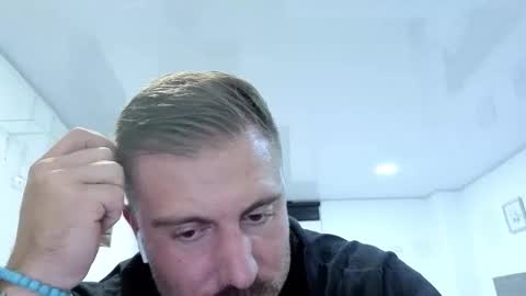 toro_arrapato online show from March 17, 7:02 am