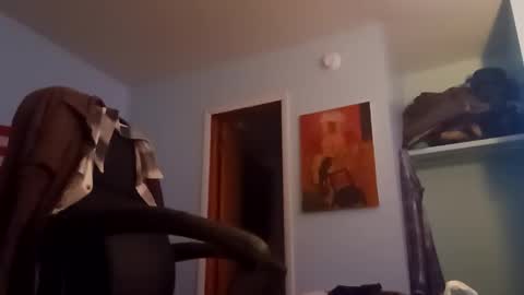 totallyawesome_65 online show from April 9, 6:30 am