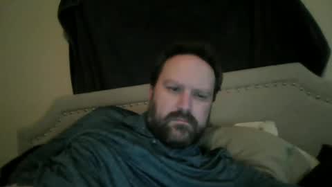 Snapshot of totalpackage2089 chatting on October 23, 3:08 am Big Daddy Balls online show from October 23, 3:08 am