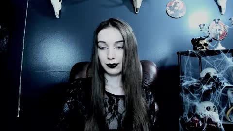 toxicdomme online show from December 17, 8:15 pm