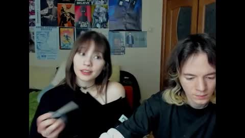 Ariana and Erik online show from December 17, 2:13 pm