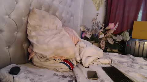 transbanana484322 online show from February 26, 3:10 am