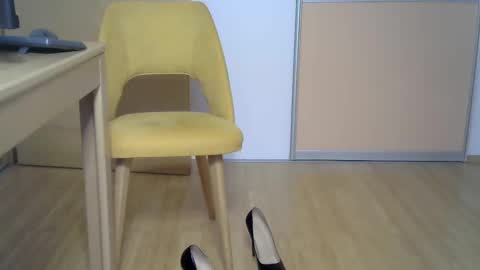 Snapshot of transkaja chatting on October 24, 8:37 am kaja online show from October 24, 8:37 am