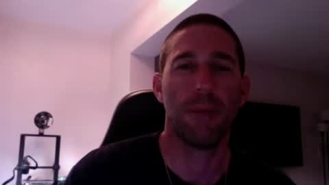 TravisKenn online show from March 10, 12:06 pm