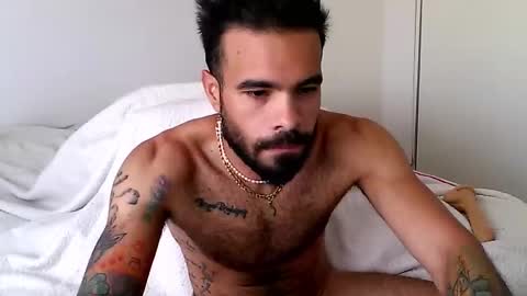 Hunter man online show from March 12, 8:09 pm