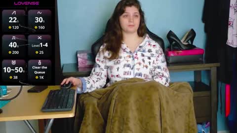 TreeJeanne online show from November 21, 3:15 am