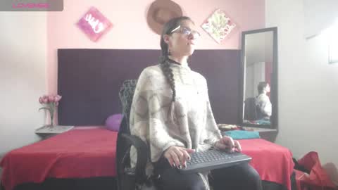 Treisy online show from March 26, 1:16 pm