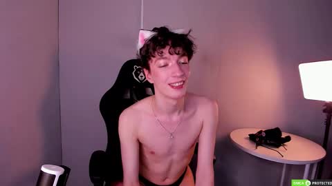 TrevorBenson online show from January 13, 4:20 am