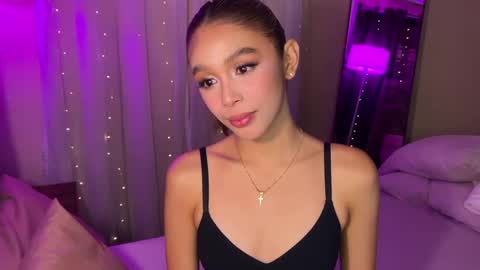 Snapshot of triana_ortega chatting on September 12, 3:25 pm Triana online show from September 12, 3:25 pm
