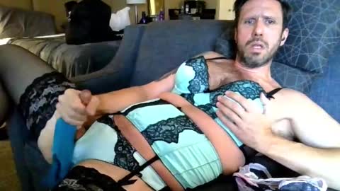 triciawu22 online show from January 3, 4:06 pm