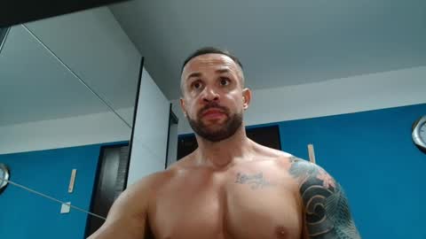 tridentmuscles online show from January 20, 9:01 pm