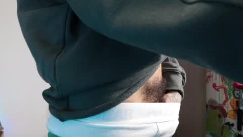 - trieone online show from March 25, 3:08 pm