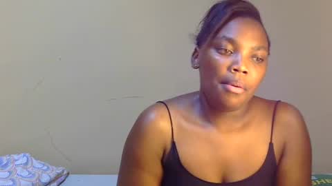 trina_z online show from July 3, 8:30 am