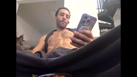 tripletsho online show from September 10, 11:22 am