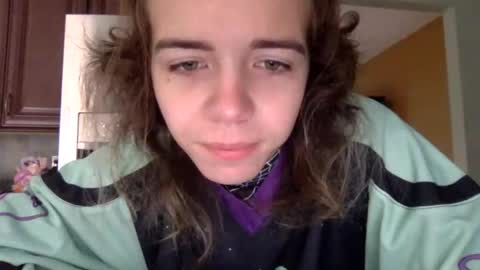 trippybb222 online show from October 31, 2:06 pm