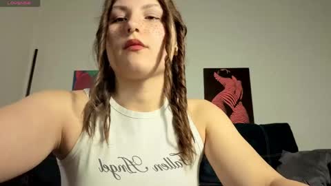 trixibell online show from May 12, 6:00 am