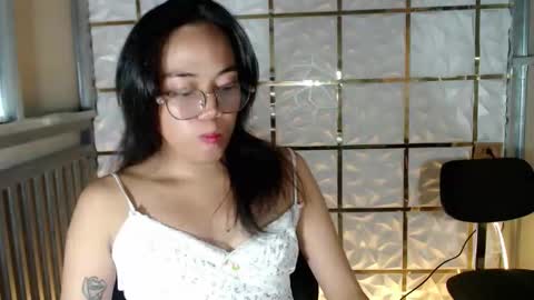 trixie_foxslut online show from February 23, 11:34 am