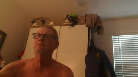 Snapshot of troffer1020 chatting on September 22, 10:58 pm Troffer online show from September 22, 10:58 pm