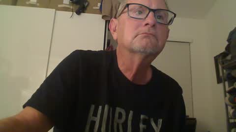 Snapshot of troffer1020 chatting on February 26, 1:03 am Troffer online show from February 26, 1:03 am