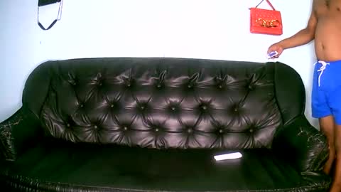 tropiicalcouple online show from February 16, 4:20 am