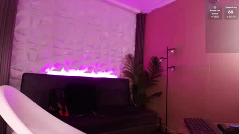 Troy online show from December 16, 7:53 pm