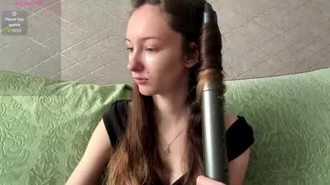 Hello Viola here   Help me to make 50 thumbs up 333 online show from April 19, 10:05 am