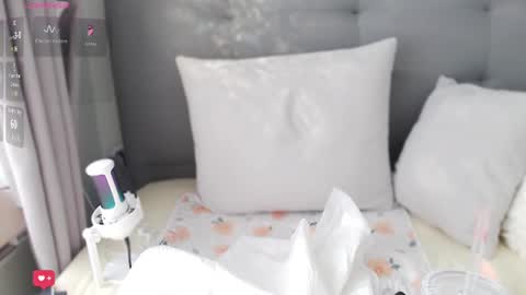 Anne Bebe online show from March 4, 3:22 am