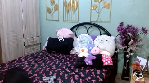 SHENA  online show from March 12, 3:18 pm