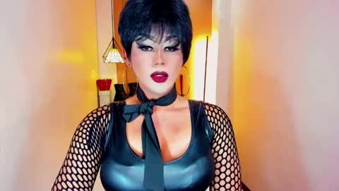 Nicoleeee online show from April 14, 9:40 pm