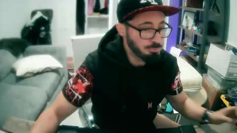 tuscan_taurus online show from January 24, 11:04 am