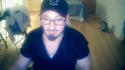 tuscan_taurus online show from December 1, 12:52 am