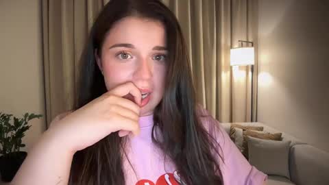 Ariana online show from June 8, 8:54 pm