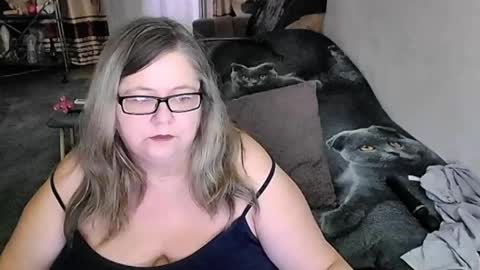 Lana online show from April 13, 8:29 am