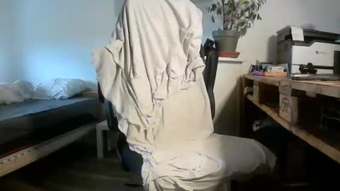 Tobi online show from January 12, 2:52 pm