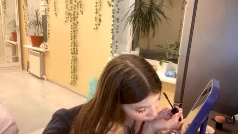 Emily online show from February 18, 4:51 pm