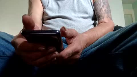 Snapshot of twe4kseeker chatting on September 22, 12:31 pm twe4kseeker online show from September 22, 12:31 pm