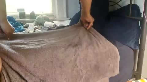 Snapshot of twe4kseeker chatting on October 1, 12:04 pm twe4kseeker online show from October 1, 12:04 pm