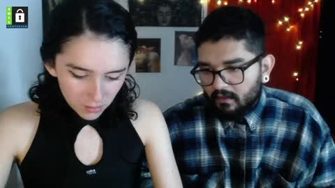 TwinFlamesXX online show from January 18, 3:42 am