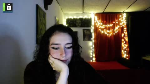 TwinFlamesXX online show from January 14, 2:19 am