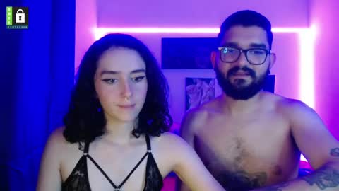 TwinFlamesXX online show from February 9, 6:01 am