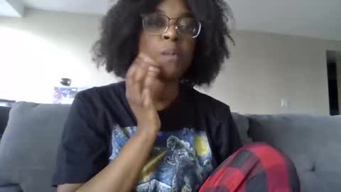 twinpieks online show from March 30, 11:05 pm