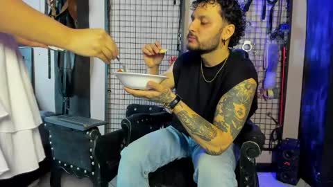 Clio  Tadeo online show from April 13, 5:33 am