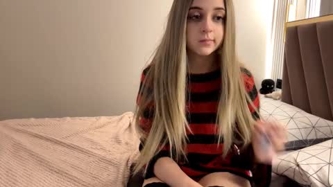 twivi online show from November 3, 5:25 pm