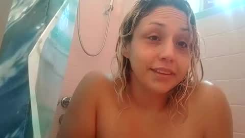 Twocrazy85 online show from October 23, 3:57 pm